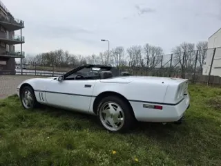 1989 Chevrolet Corvette convertible — photo 4