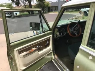 1972 Chevrolet Suburban C20 custom — photo 13
