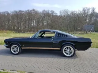 1965 Ford Mustang rent a hertz — photo 28
