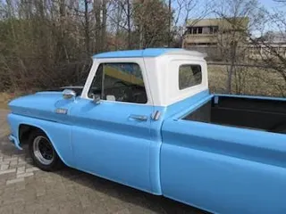 1966 Chevrolet C10 pick up — photo 3
