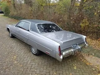 1977 Chrysler New Yorker Brougham — photo 10
