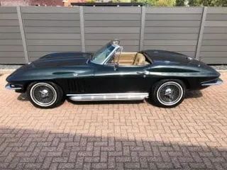 1965 Chevrolet Corvette Convertible — photo 6