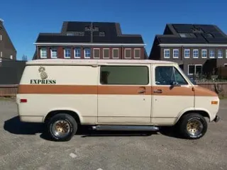 1974 Chevrolet Van  — photo 7