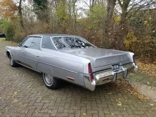 1977 Chrysler New Yorker Brougham — photo 4
