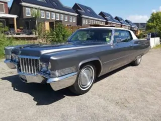1970 Cadillac Coupe de Ville grey — photo 1