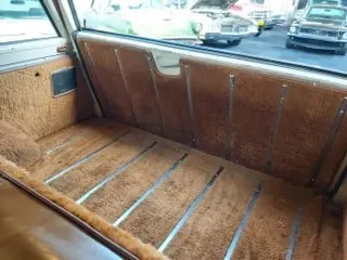 1984 Jeep Grand Wagoneer — photo 24