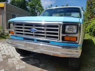 1982 Ford F250 XLT — photo 11