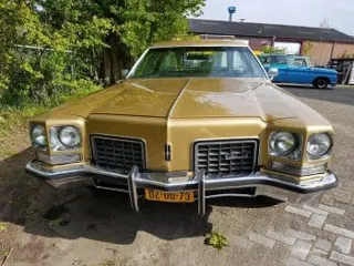 1972 Oldsmobile Custom Cruiser — photo 3