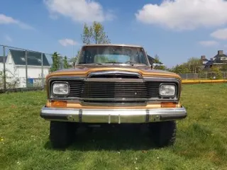 1983 Jeep Wagoneer — photo 10