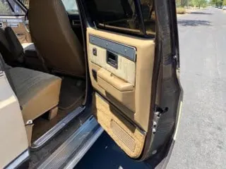1985 Chevrolet Suburban — photo 18
