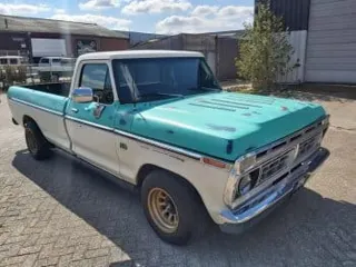1976 Ford F100 racing — photo 8