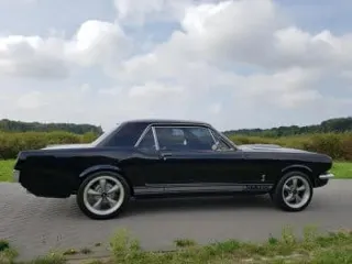 1965 Ford Mustang Cobra GT350 — photo 21