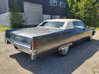 1970 Cadillac Coupe de Ville grey — photo 9