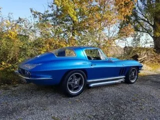 1966 Chevrolet Corvette Stingray — photo 18