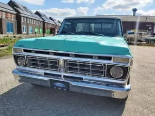 1976 Ford F100 racing — photo 11