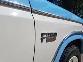 1982 Ford F250 XLT — photo 5