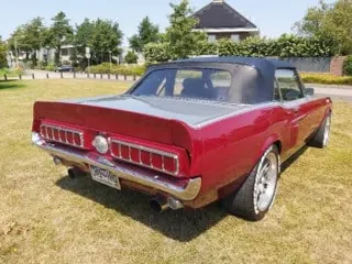 1968 Ford Mustang convertible restomod — photo 8
