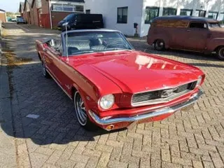 1965 Ford Mustang convertible — photo 13
