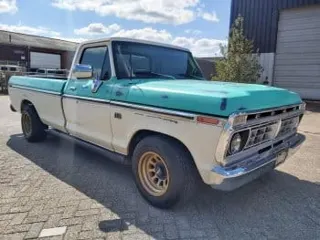 1976 Ford F100 racing — photo 5
