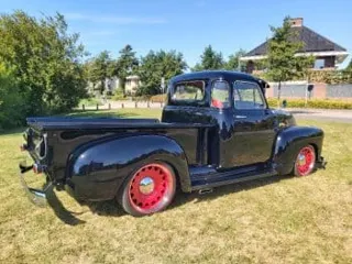 1953 Chevrolet Thriftmaster  — photo 39