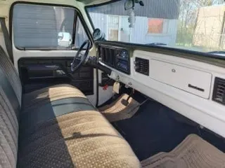 1976 Ford F100 racing — photo 4