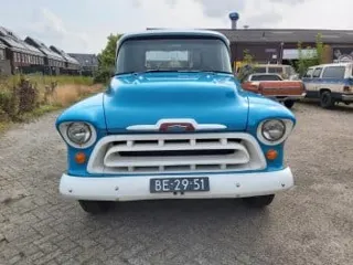 1957 Chevrolet 3200 stepside — photo 27