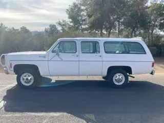 1978 Chevrolet Suburban 4x4 — photo 11
