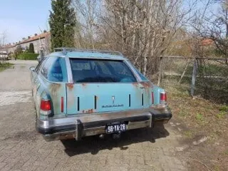 1974 1874 Pontiac Grand Safari wagon — photo 6