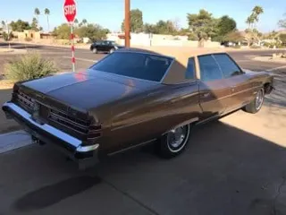 1976 Pontiac Bonneville — photo 10