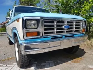 1982 Ford F250 XLT — photo 15
