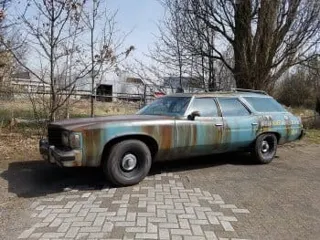 1974 1874 Pontiac Grand Safari wagon — photo 9