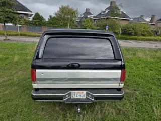 1987 Ford Bronco XLT 4x4 — photo 4