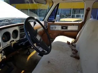 1979 Chevrolet Suburban — photo 20