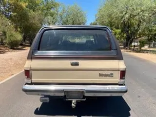 1985 Chevrolet Suburban — photo 16