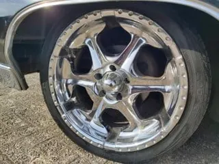 1969 Oldsmobile 98 luxury hardtop sedan — photo 12