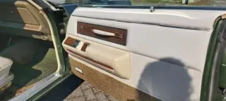 1974 Chrysler New Yorker Brougham — photo 3
