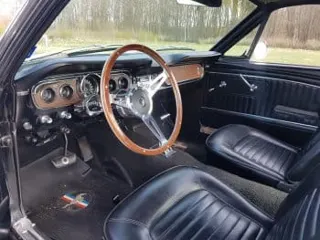 1965 Ford Mustang rent a hertz — photo 19