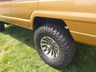 1983 Jeep Wagoneer — photo 11