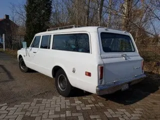 1969 Chevrolet Suburban 3 door — photo 16