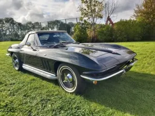 1965 Chevrolet Corvette Convertible — photo 36