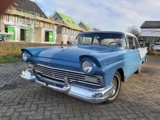 1957 Ford Fairlane coupe — photo 16