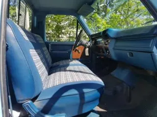 1982 Ford F250 XLT — photo 8