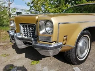 1972 Oldsmobile Custom Cruiser — photo 17