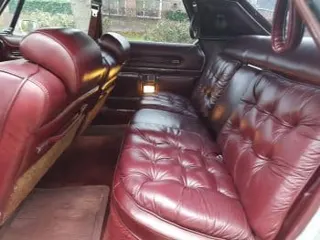 1977 Chrysler New Yorker Brougham — photo 27