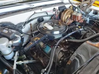 1977 Chevrolet Suburban K10 — photo 6