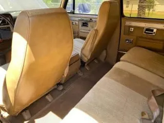 1985 Chevrolet Suburban — photo 15