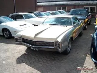 1976 Buick Riviera Special