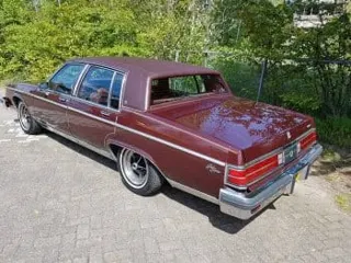 1983 Buick Park Avenue — photo 11