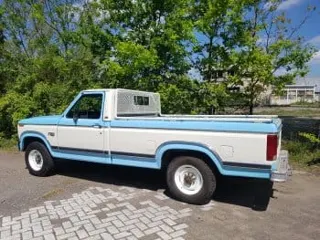 1982 Ford F250 XLT — photo 12