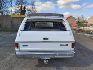 1977 Chevrolet Suburban K10 — photo 21